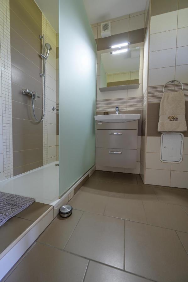 Family Apartment Moravske Toplice Bagian luar foto