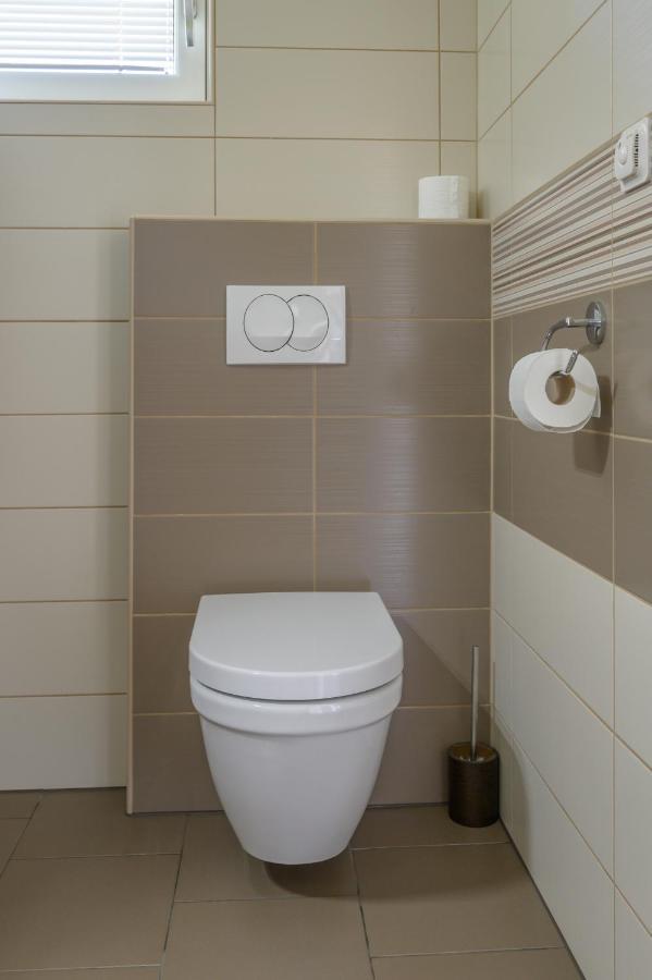 Family Apartment Moravske Toplice Bagian luar foto